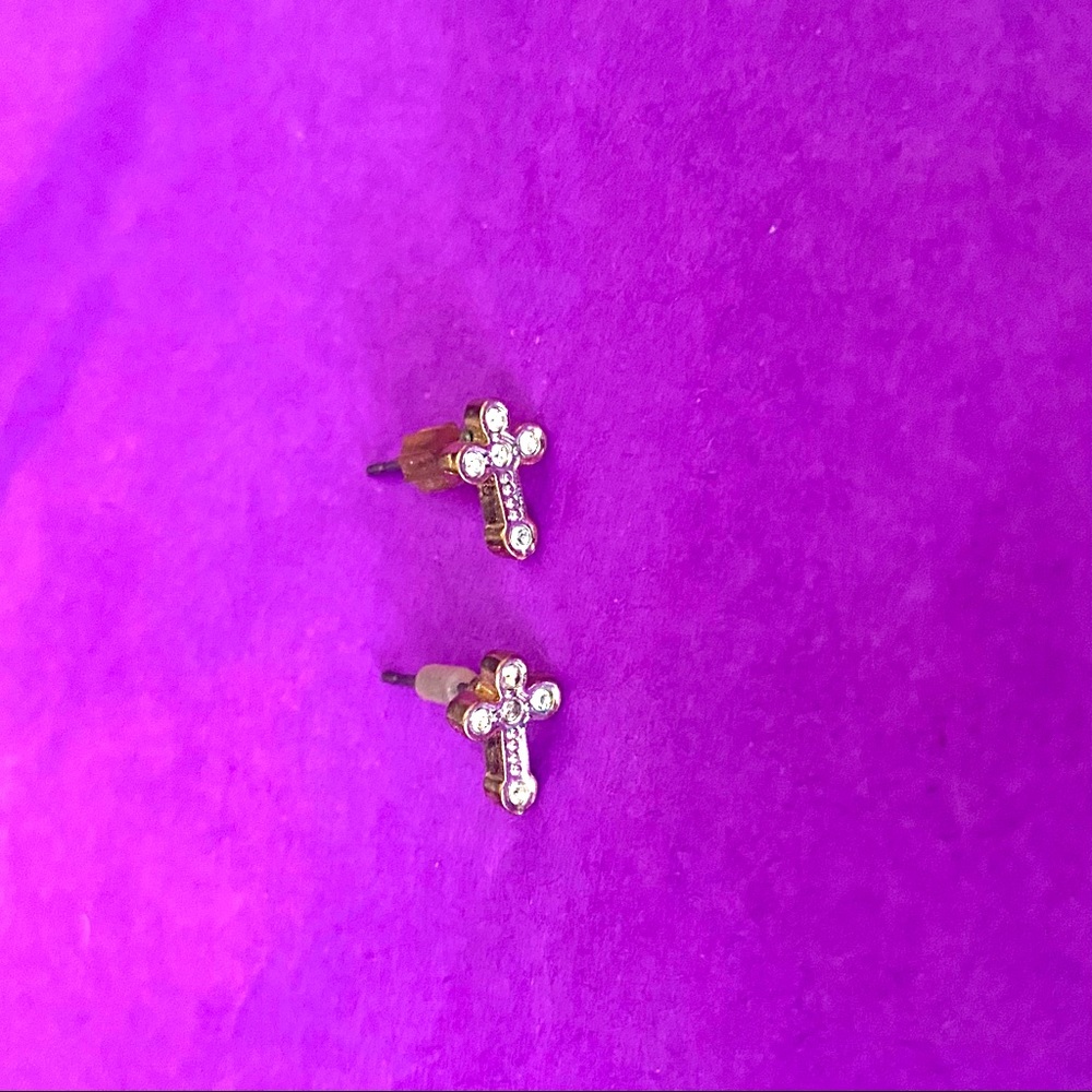 CUBIC ZIRCONIA CROSS STUD EARRINGS